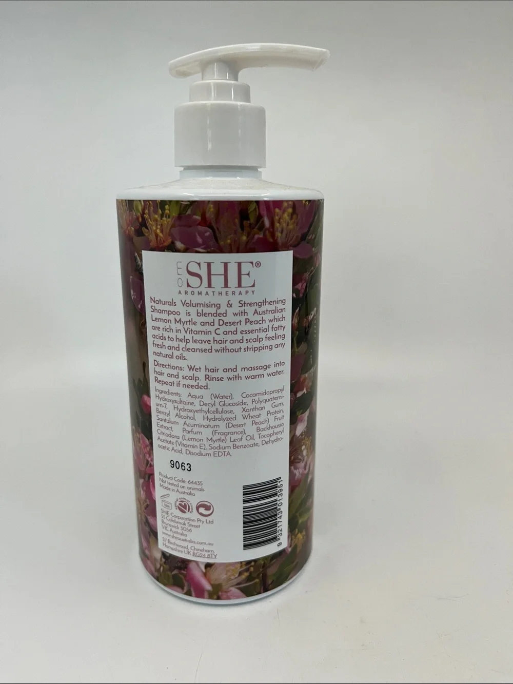 OM She Aromatherapy Naturals Volumising Strengthening Shampoo Lemon Myrtle Peach